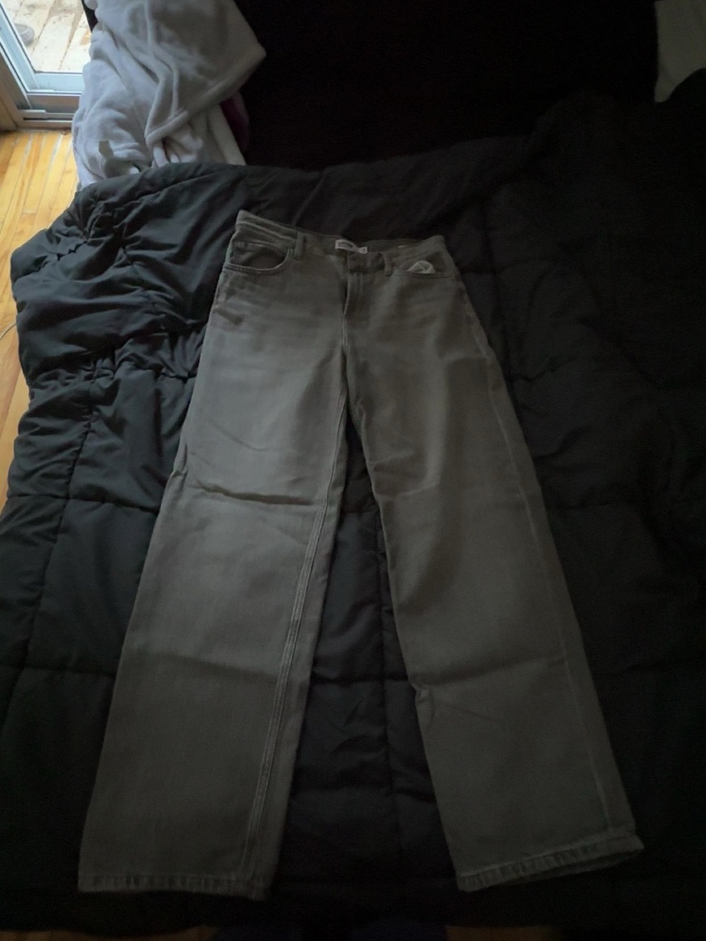 Zara Wide-Leg Jeans in Charcoal Gray